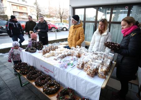 MIKLAVŽEV SEJEM IN OBISK MIKLAVŽA NA RAKEKU 05 FOTO LJUBO VUKELIČ